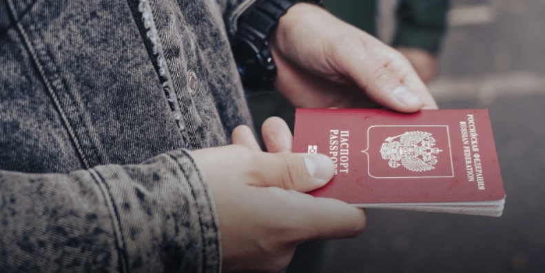 Елде қанша Ресей азаматы жұмыс істейді?