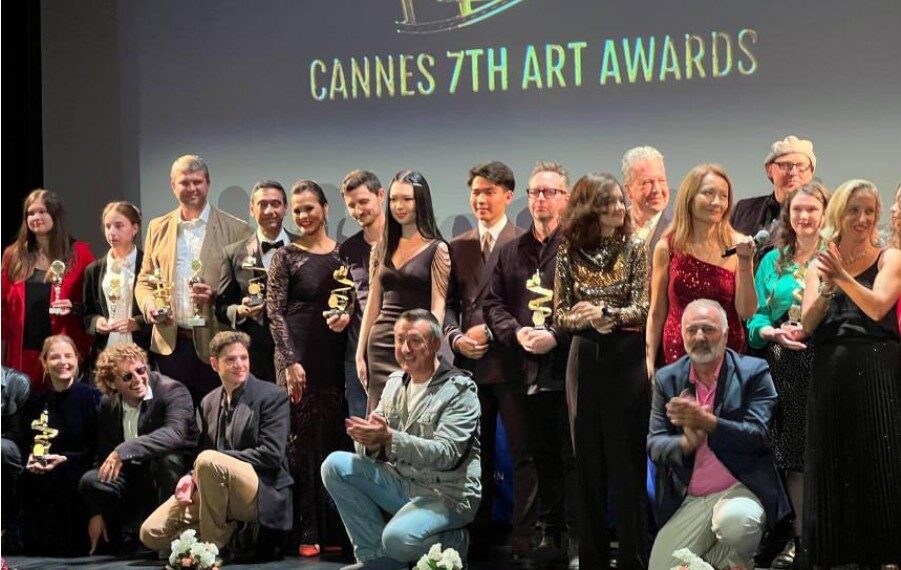 «Шеше, мен тірімін!»- Қазақстандық фильм Канн фестивалінде гран-приге ие болды