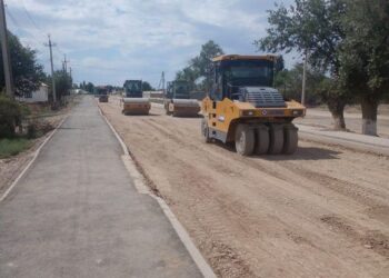 Сауран ауданында жол құрылысы жұмыстары қарқынды