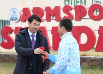 Түркістан облысының әкімі «шардара армспорт» спорт клубына автокөлік сыйлады
