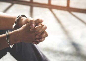 Астанада автобус жүргізушісі кәмелетке толмаған баланы зорлағаны үшін сотталды